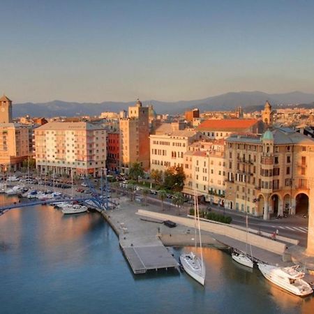 Ferienwohnung Sabrina'S Relax Fra Mare E Storia Savona Exterior foto